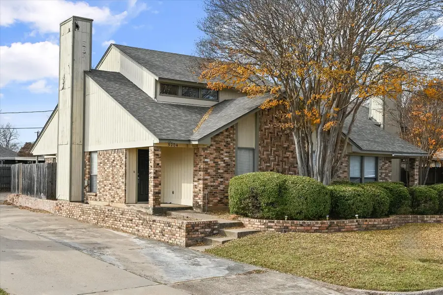 5202-5204 Yucca Drive, Arlington, TX 76017 - Image #2