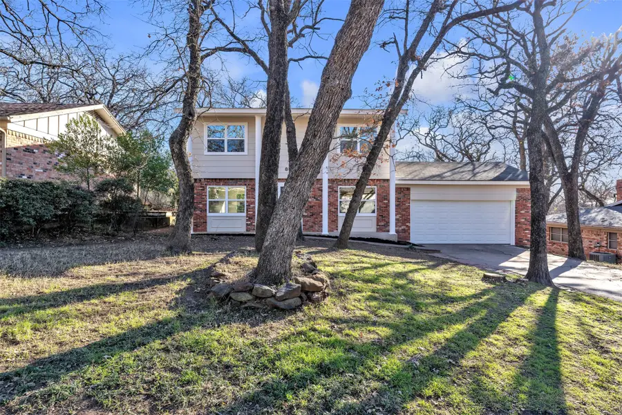 857 Timberhill Drive, Hurst, TX 76053 - Image #2