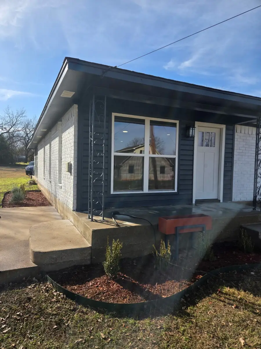 2110 N 06th Street, Waco, TX 76708 - Image #3