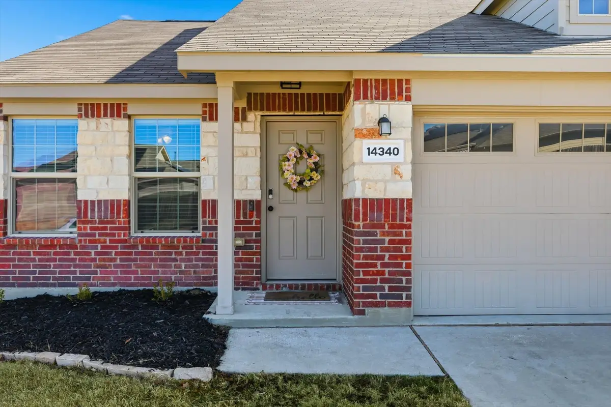 14340 Cloudview Way, Fort Worth, TX 76052 - Image #1
