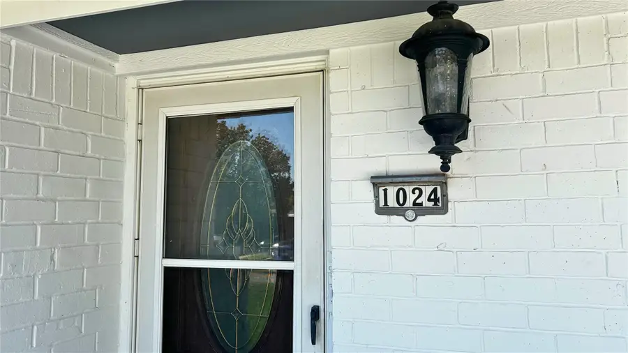 1024 Murray Court, McKinney, TX 75069 - Image #2