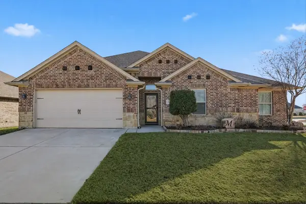 442 Goodnight Trail, Justin, TX 76247