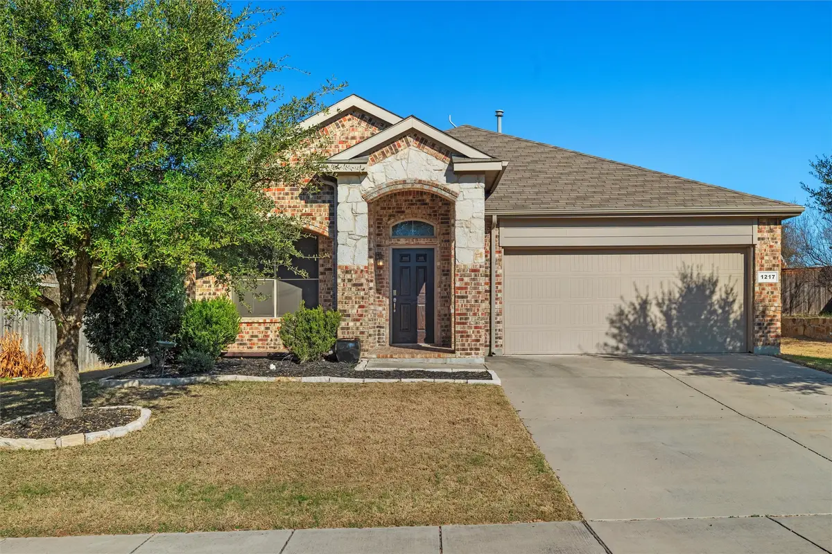 1217 Meadowlakes Drive, Azle, TX 76020 - Image #1