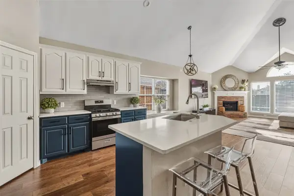 1060 Jennifer Place, Lewisville, TX 75077