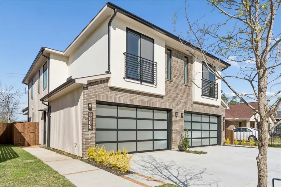 6607 Roper Street, Dallas, TX 75209 - #2