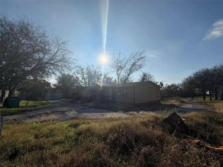 124 S Mountain Ridge, Cresson, TX 76035 - Image #3