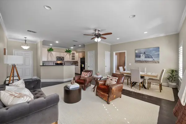 603 W 6th Avenue #203, Corsicana, TX 75110