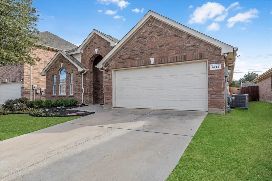 4712 Daisy Leaf Drive, Fort Worth, TX 76244 - Image #2