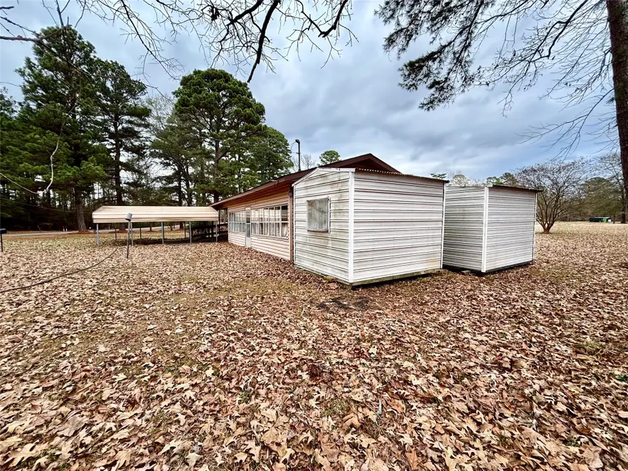 11949 Mooringsport Road, Mooringsport, LA 71060 - Image #2