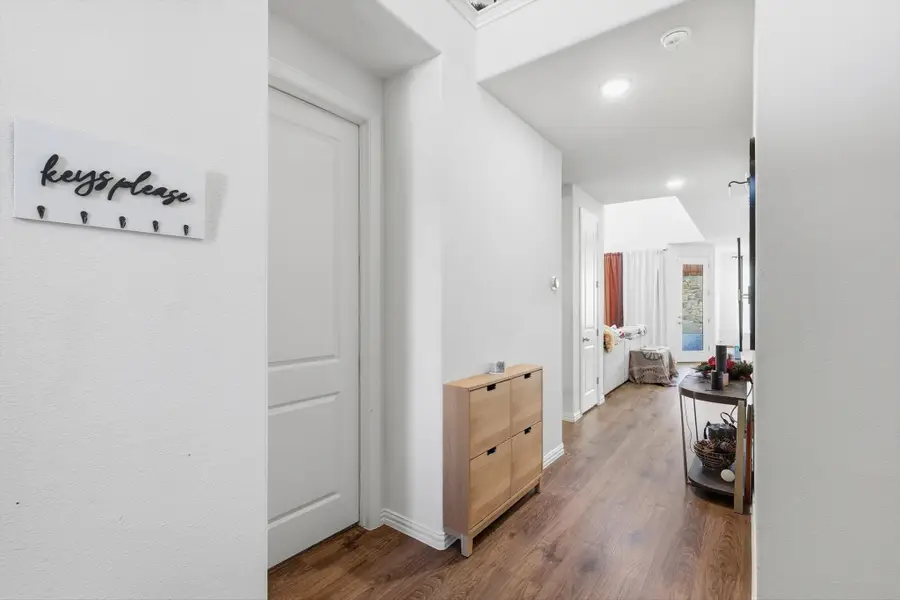 321 Corral Acres Way, Fort Worth, TX 76120 - Image #3