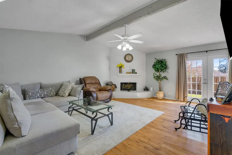 2307 Oakside Drive, Arlington, TX 76016 - Image #3