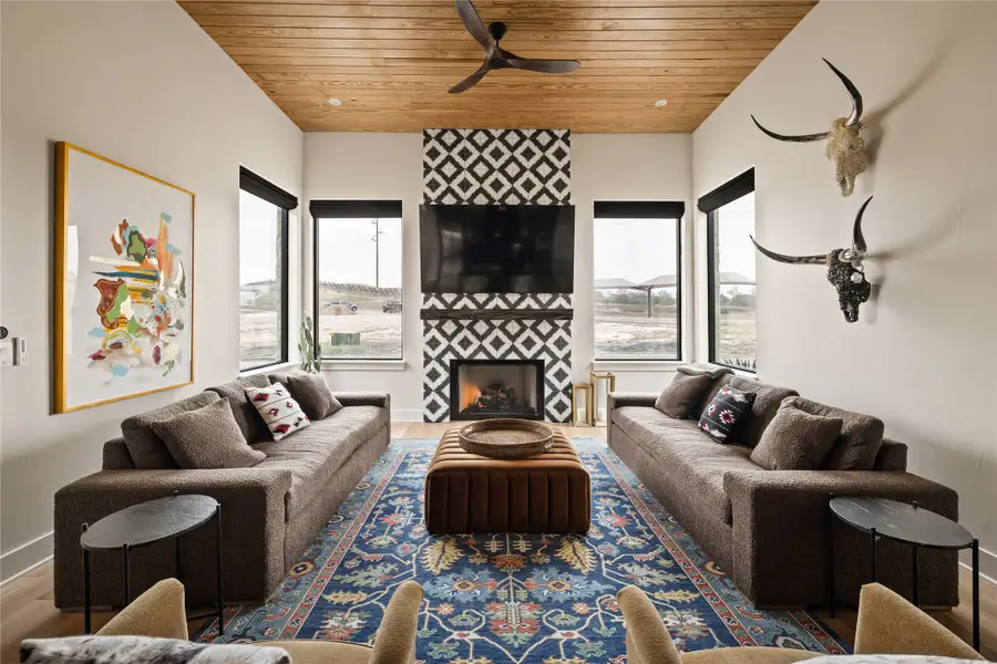 520 Ryan Joe Circle, Iredell, TX 76649 - Image #3