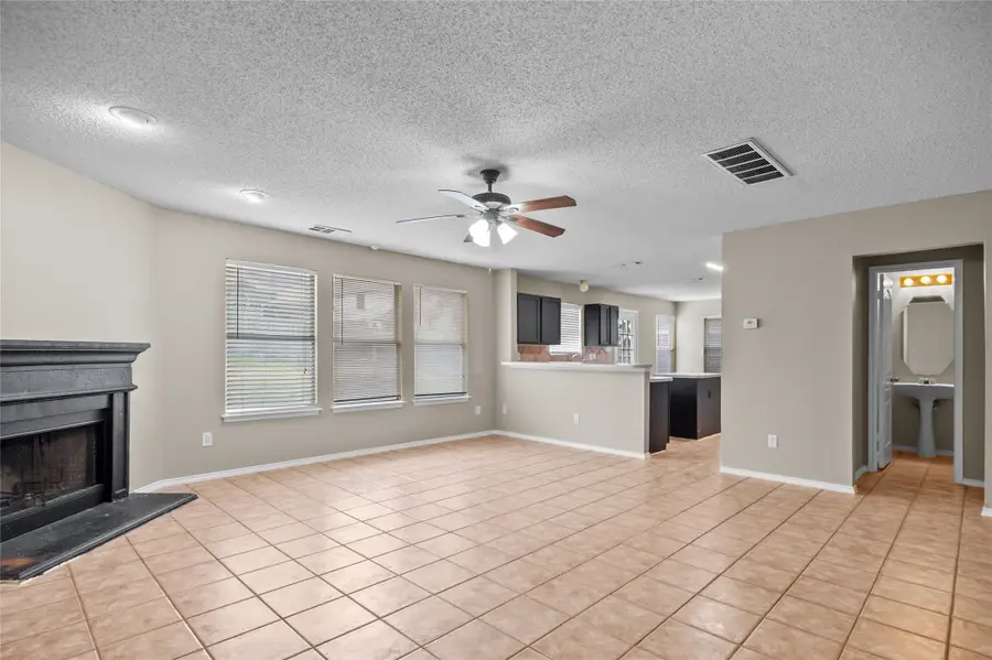 8413 Southern Prairie Drive, Fort Worth, TX 76123 - Image #3