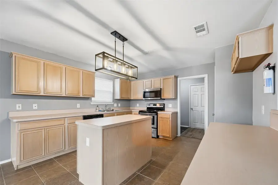 821 Rowdy Drive, Royse City, TX 75189 - Image #2