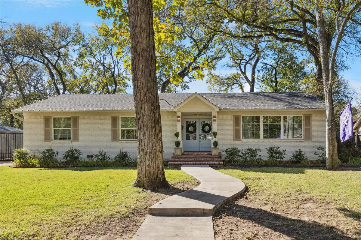 3124 Tanglewood Trail, Fort Worth, TX 76109 - Image #1