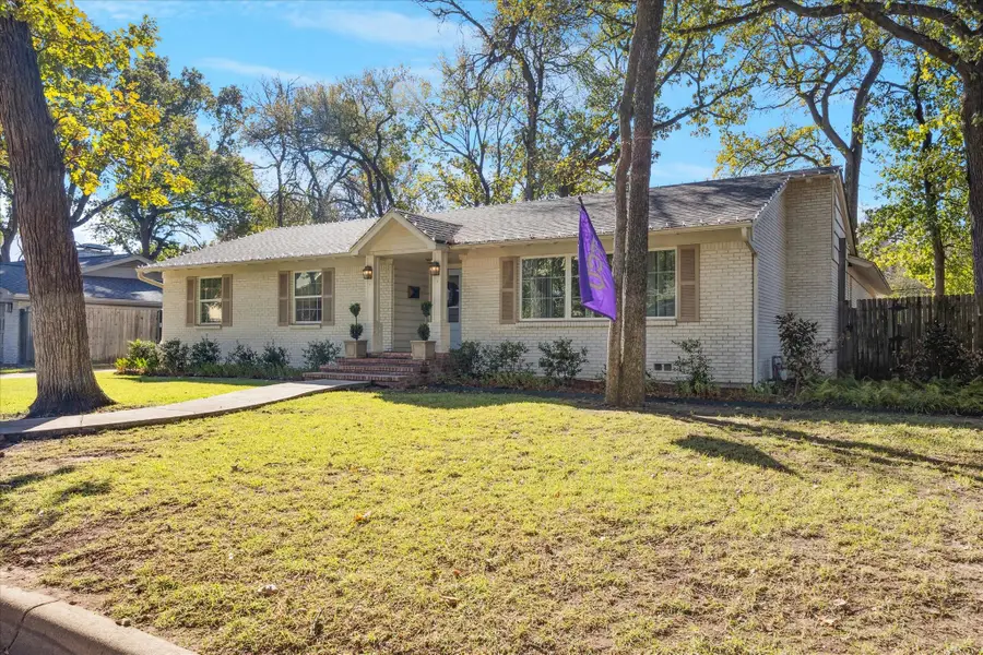 3124 Tanglewood Trail, Fort Worth, TX 76109 - Image #2