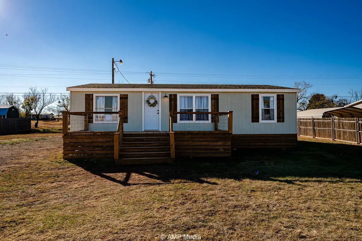 1125 Market Street, Tye, TX 79563 - Image #1