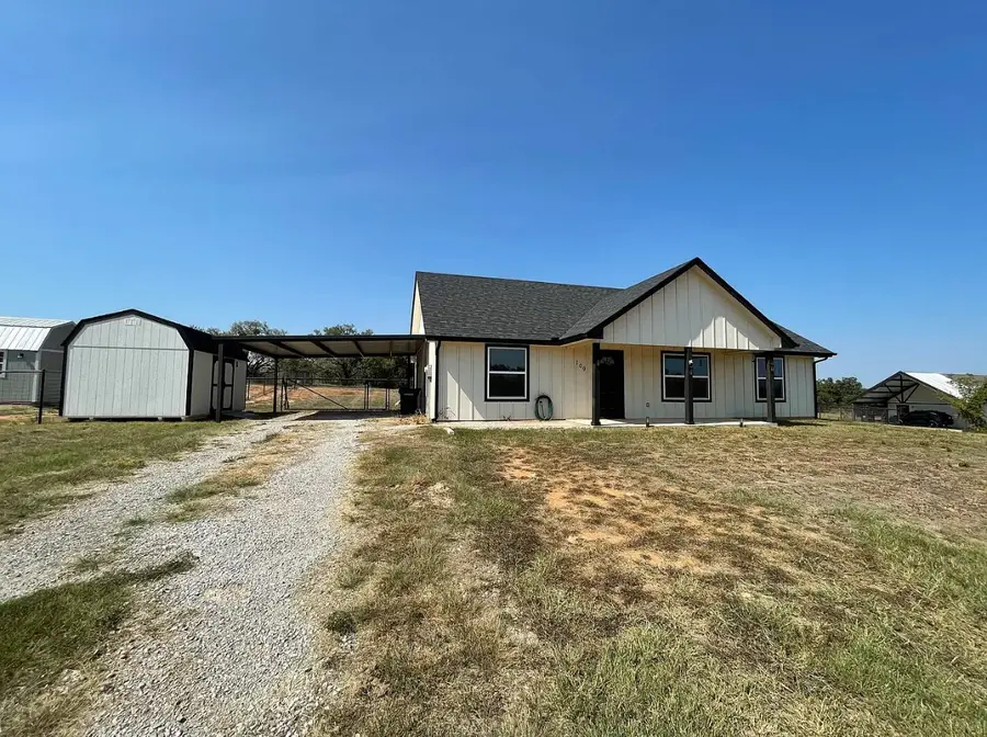 109 Spruce Tree Court, Poolville, TX 76487 - Image #2