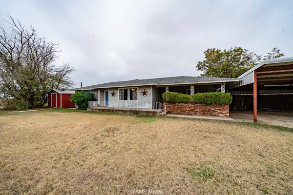 510 W Irving Street, Munday, TX 76371