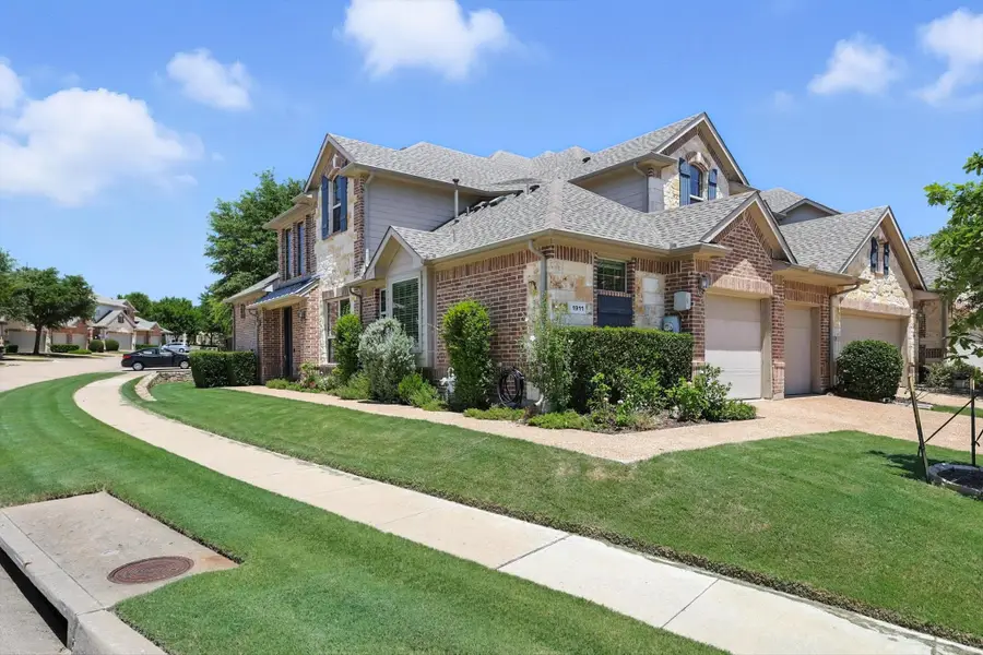 1911 Osprey Lane, Garland, TX 75044 - Image #2