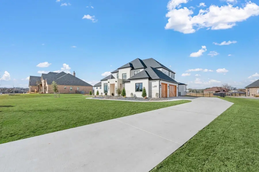 1805 Laguna Bay S, Pelican Bay, TX 76020 - Image #3