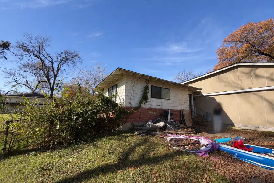 446 Town Creek Drive, Dallas, TX 75232 - Image #2