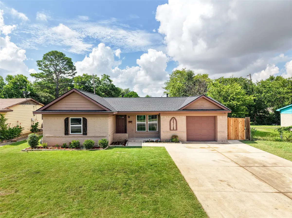 2710 Anderson Street, Irving, TX 75062 - Image #1