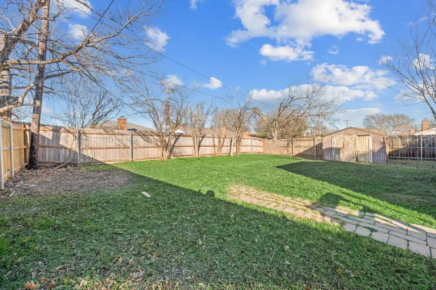 6413 High Lawn Terrace, Watauga, TX 76148 - Image #3