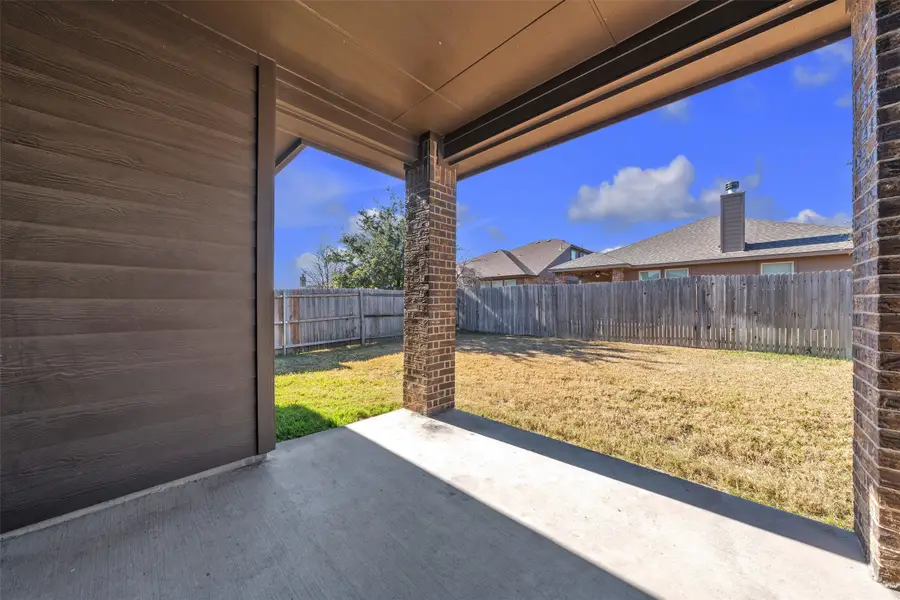 11313 Golden Ridge Lane, Fort Worth, TX 76052 - Image #2