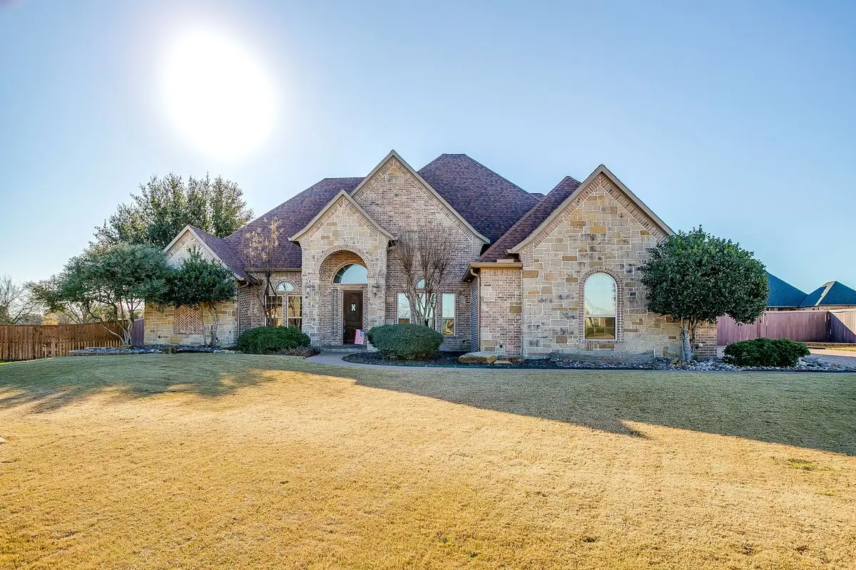 8280 Armstrong Way, Waxahachie, TX 75167 - Image #1