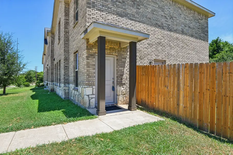 1970 Timber Oaks Drive, Garland, TX 75040 - Image #2