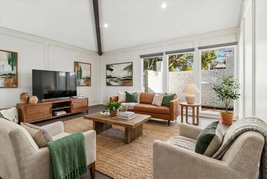 16801 Brushfield Drive, Dallas, TX 75248 - Image #3