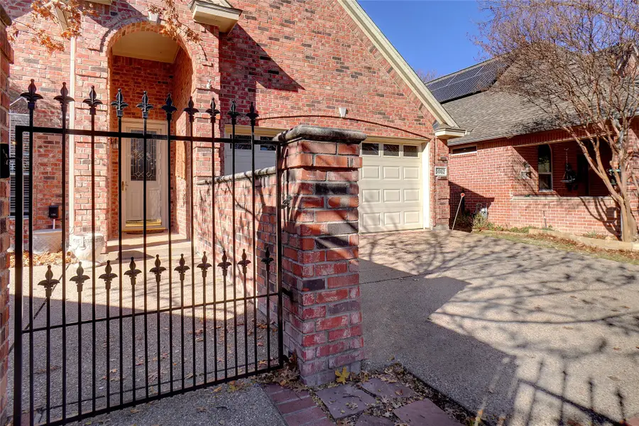 5062 Birchman Avenue, Fort Worth, TX 76107 - Image #3