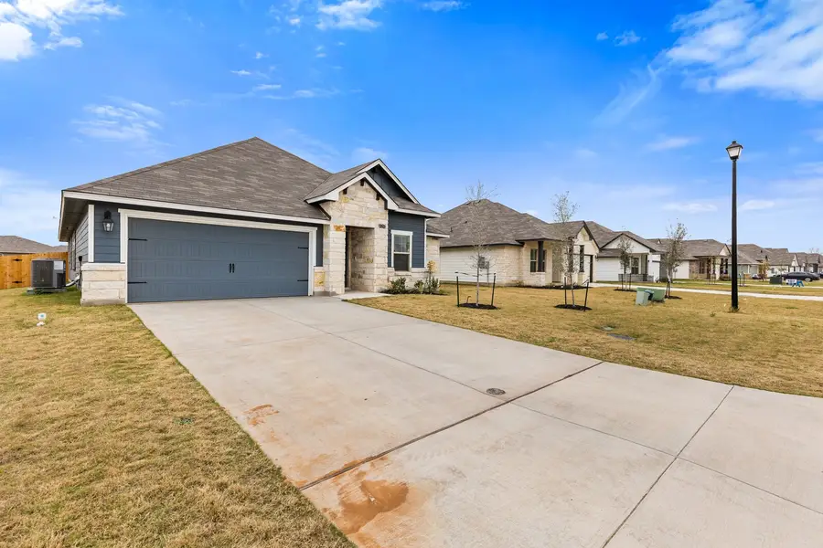5825 Foggy Lagoon Drive, Waco, TX 76708 - Image #2