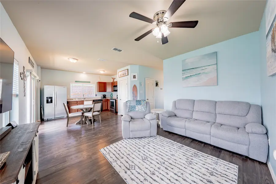 306 Breaux Lane, Mabank, TX 75147 - Image #2