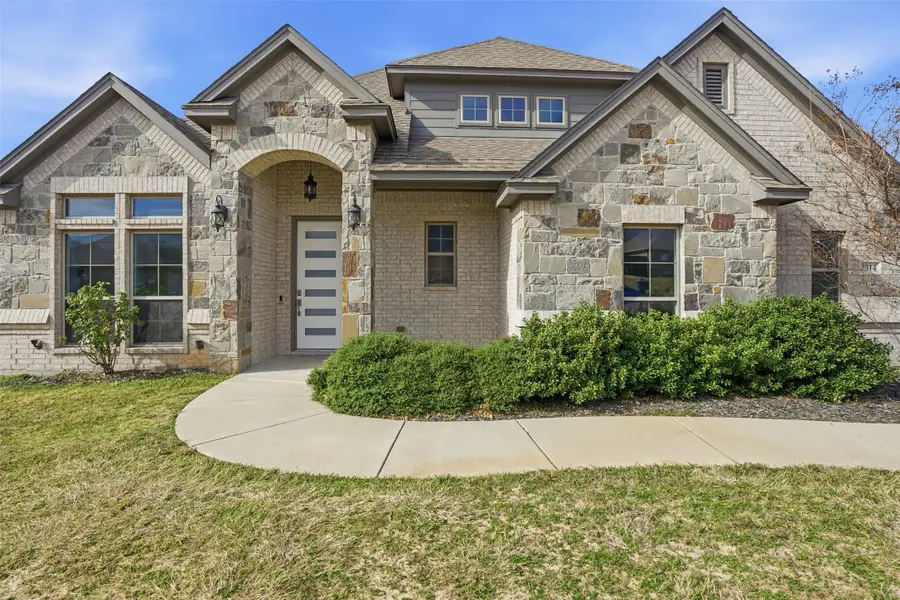 2314 Trace Ridge Drive, Weatherford, TX 76087 - Image #2