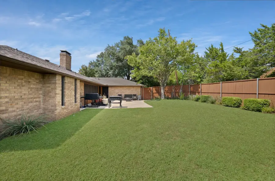 1406 Shadybrook Drive, Desoto, TX 75115 - Image #2