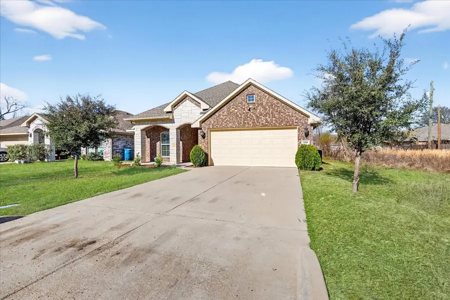 108 Westview Drive, Gun Barrel City, TX 75156 - Image #2
