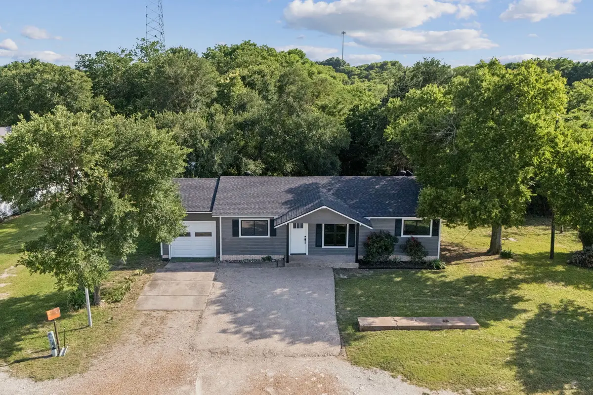 656 Sardis Road, Midlothian, TX 76065 - Image #1