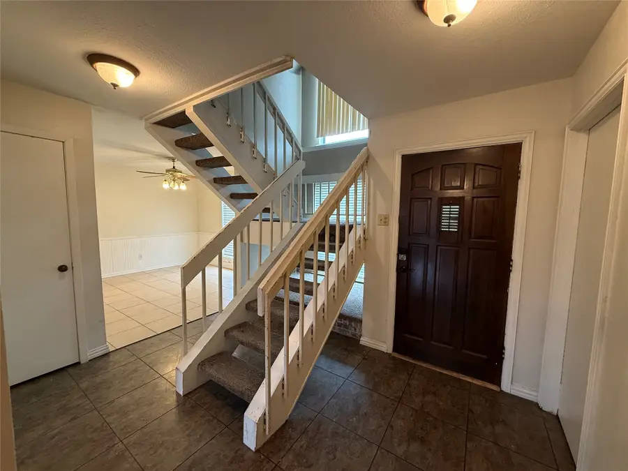 610 Via Corona, Mesquite, TX 75150 - Image #2