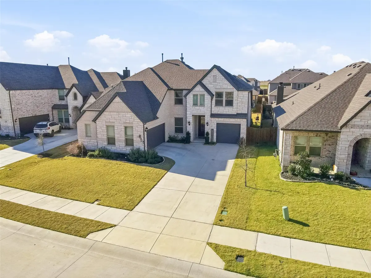 222 Lakewood Lane, Ponder, TX 76259 - Image #1