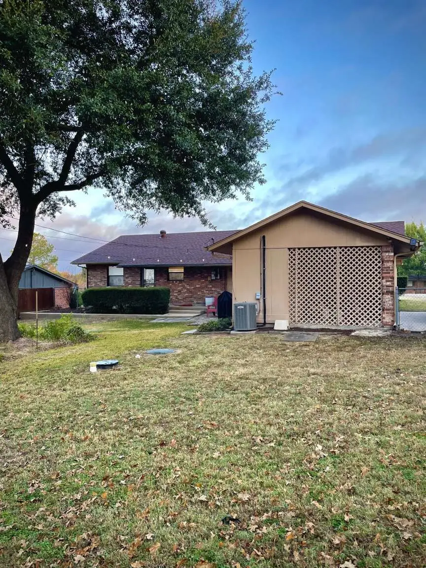 6243 Crest Lane, Oak Grove, TX 75142 - Image #2