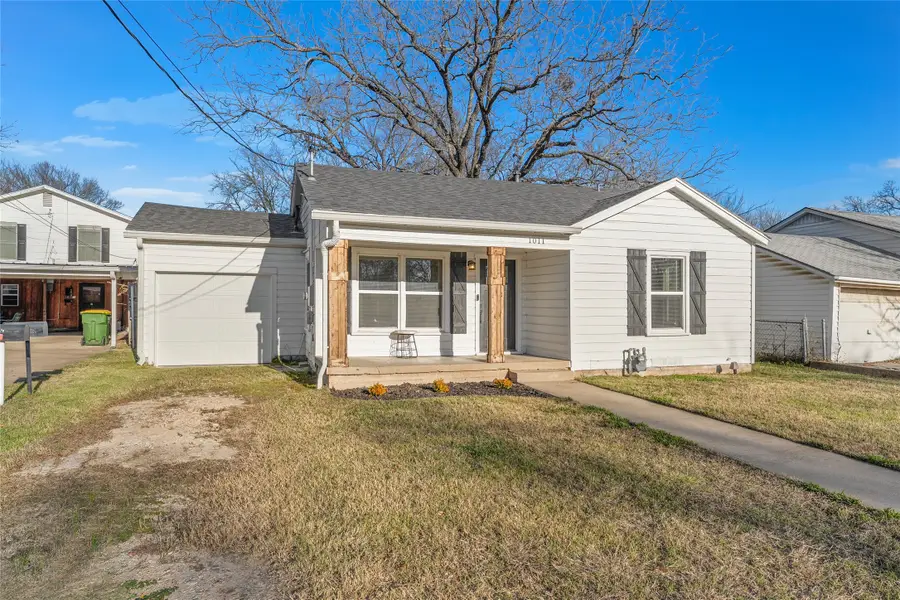 1011 Maxfield Street, Bellmead, TX 76705 - Image #2