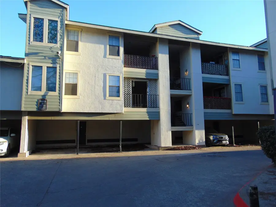 9611 Walnut Street #1303, Dallas, TX 75243 - Image #2