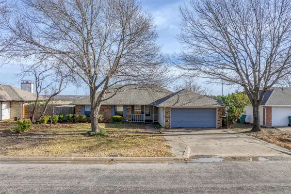 3404 S Carolina Drive, Sherman, TX 75090