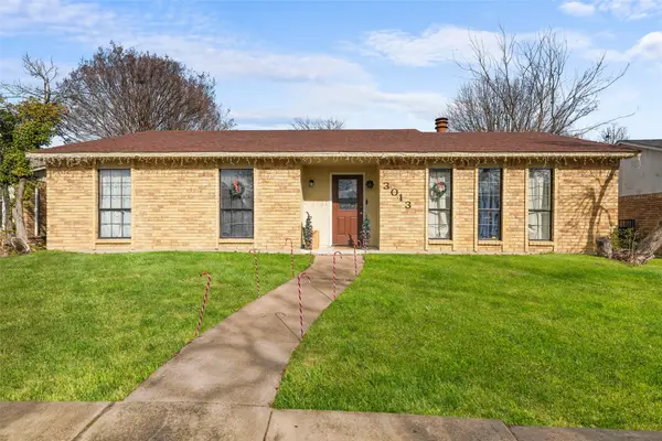 3013 Villa Sur Trail, Dallas, TX 75228