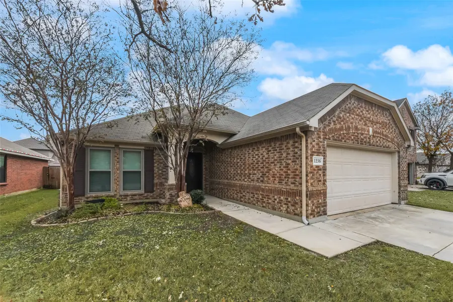 1236 Elkford Lane, Justin, TX 76247 - Image #3