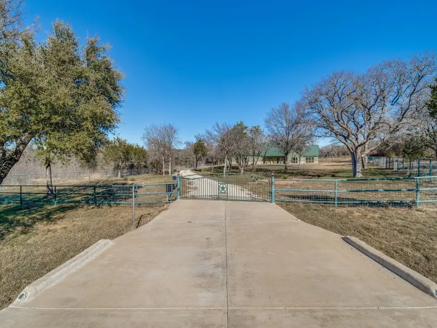 1079 Mountain Bluebird Court, Graford, TX 76449 - Image #3