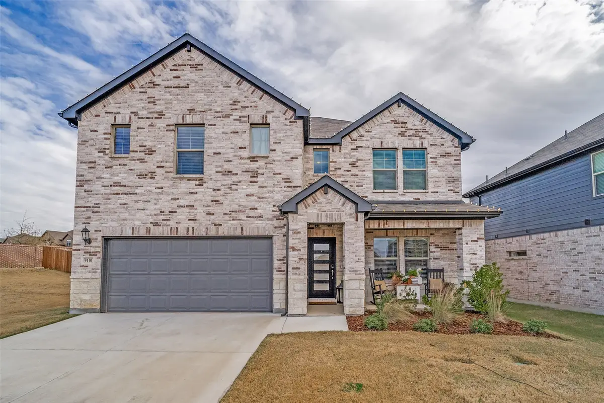9101 Cacti Court, Fort Worth, TX 76036 - Image #1