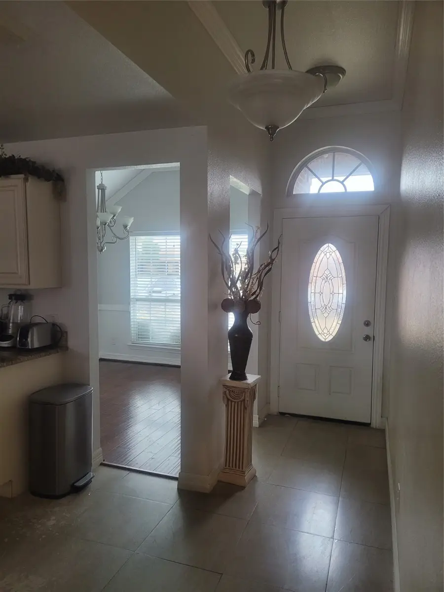 921 Brookhaven Drive, Lancaster, TX 75134 - Image #2